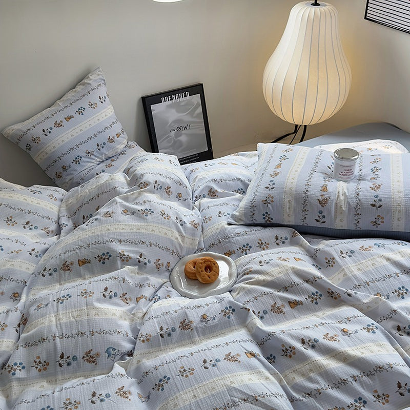 Vierteiliges Bettwäscheset aus gewaschener Baumwolle